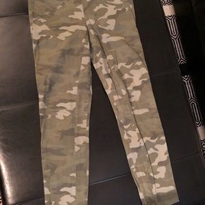 Gap Camo Pant